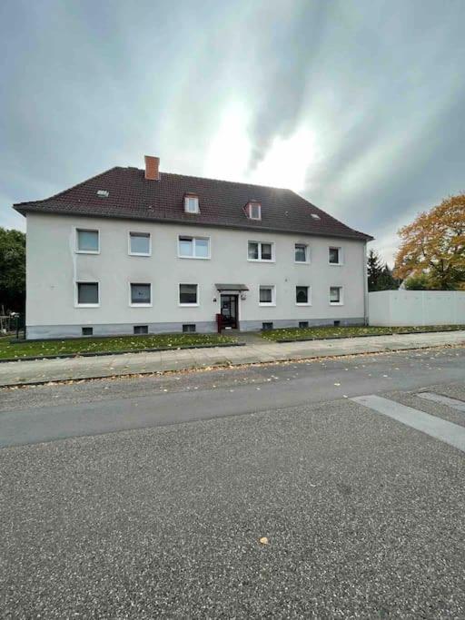 Zentrale Grosse Vollausgestattete Wohnung Fuer Alle Zwecke Perfekt Geeignet Witten Eksteriør bilde