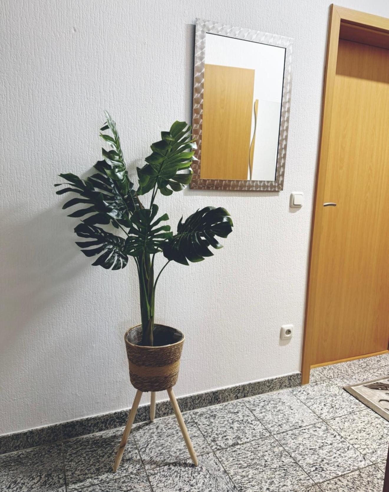 Zentrale Grosse Vollausgestattete Wohnung Fuer Alle Zwecke Perfekt Geeignet Witten Eksteriør bilde